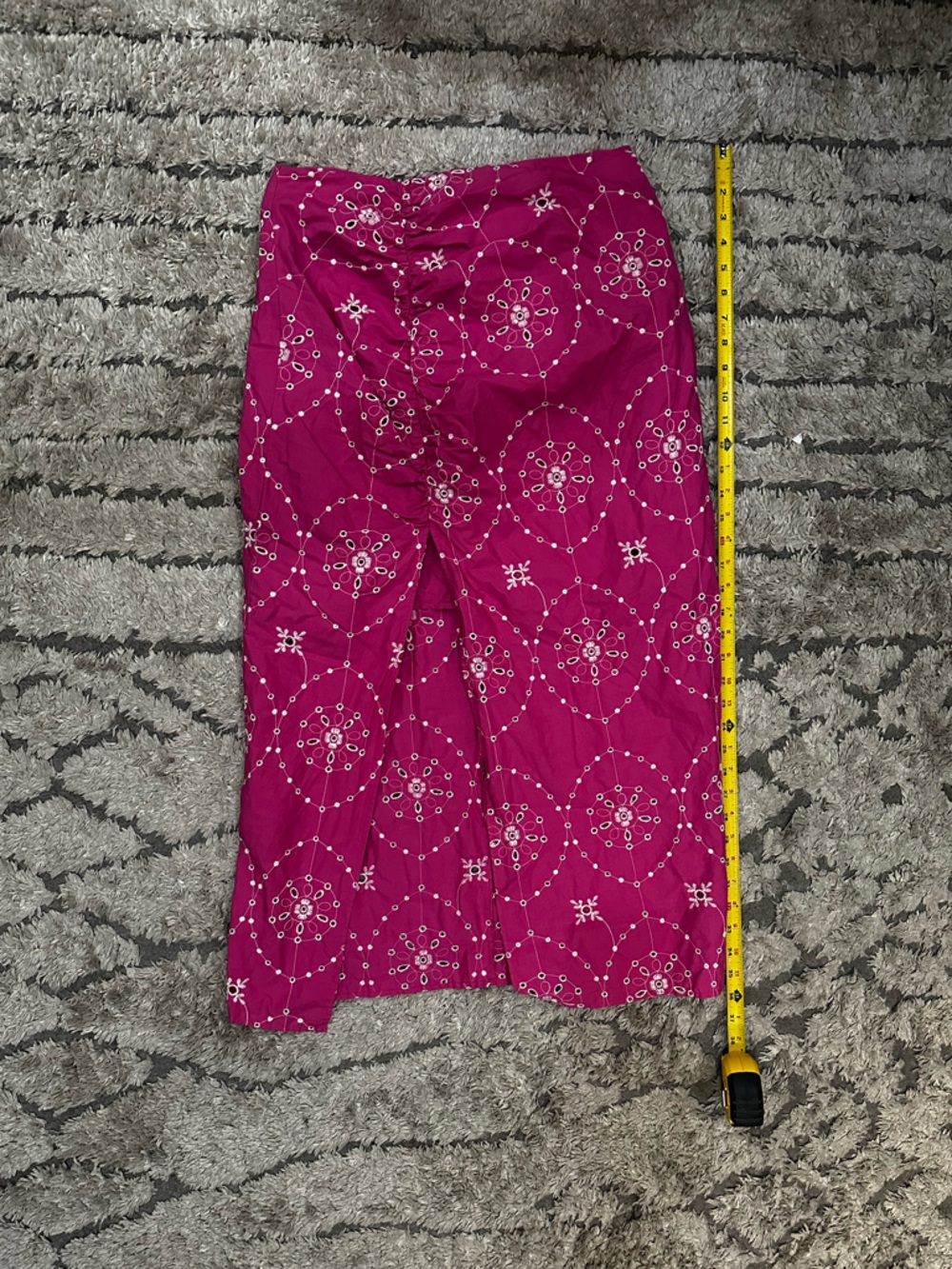 Zara M EMBROIDERED EYELET High waist Cotton Midi Fuchsia Slit Skirt Medium